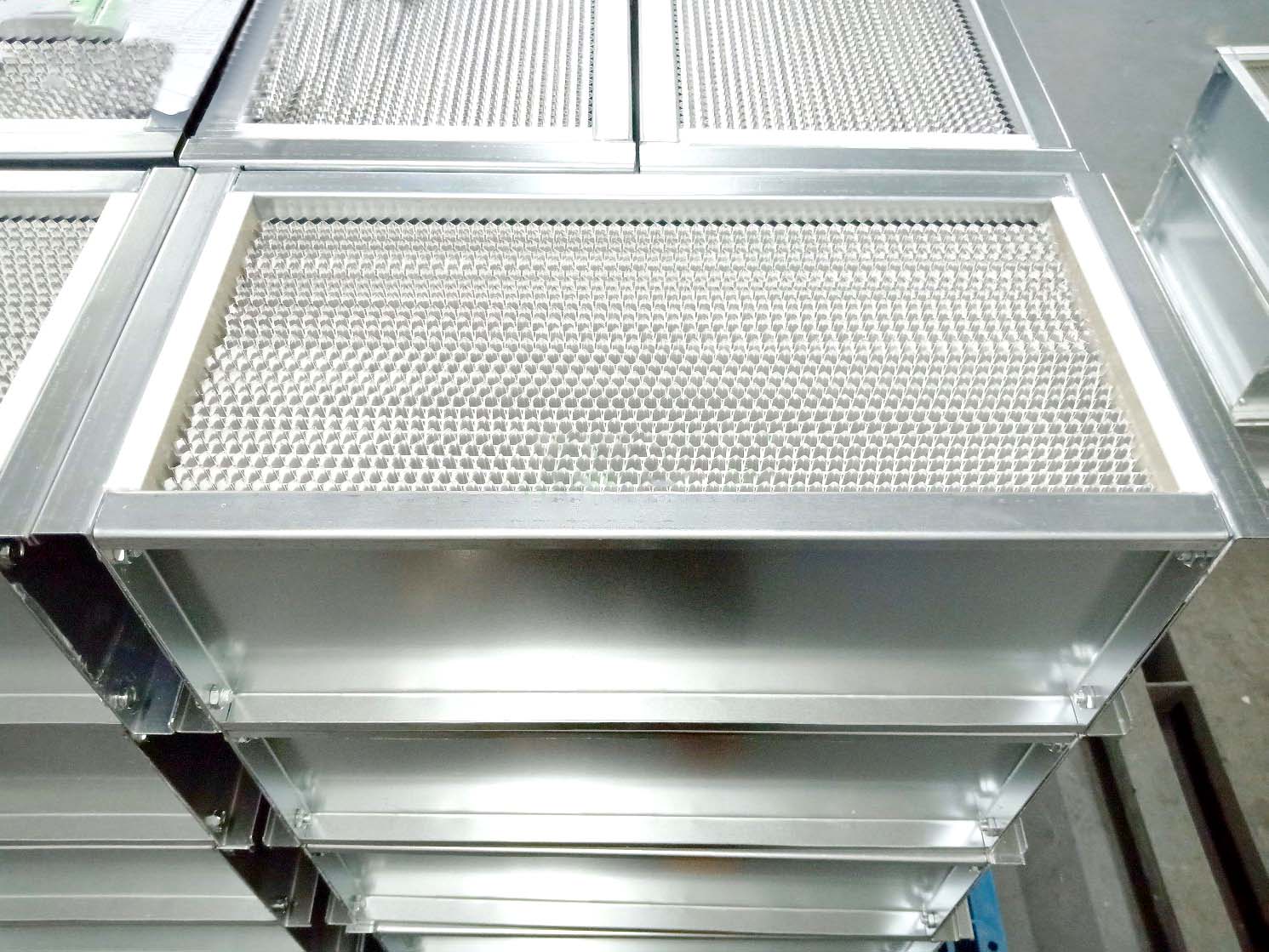  24X24X12 Inches Aluminum Separator Hepa Air Filter For Clean Room Photos & Pictures  1655273379